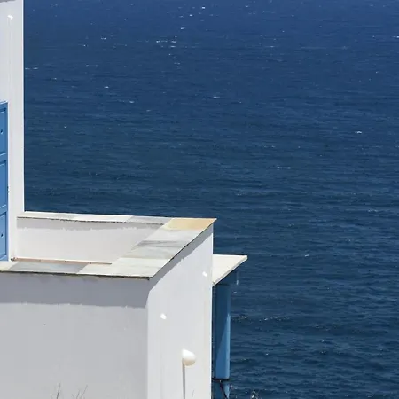 Admiral's * Loutra (Kythnos)