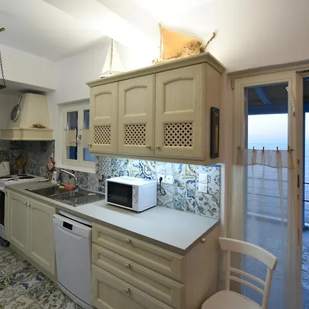Villa Admiral's *