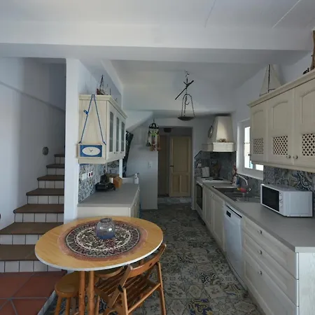 Admiral's Villa