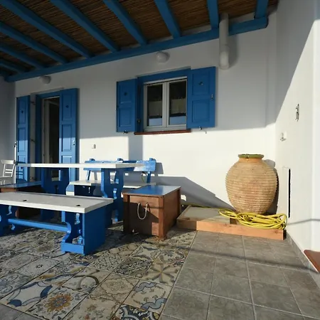 Admiral's Vila Loutrá