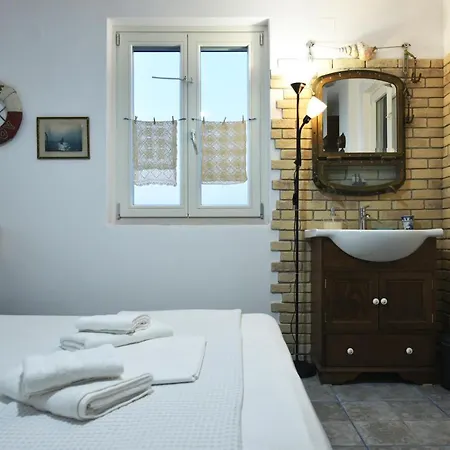 Admiral's Villa *